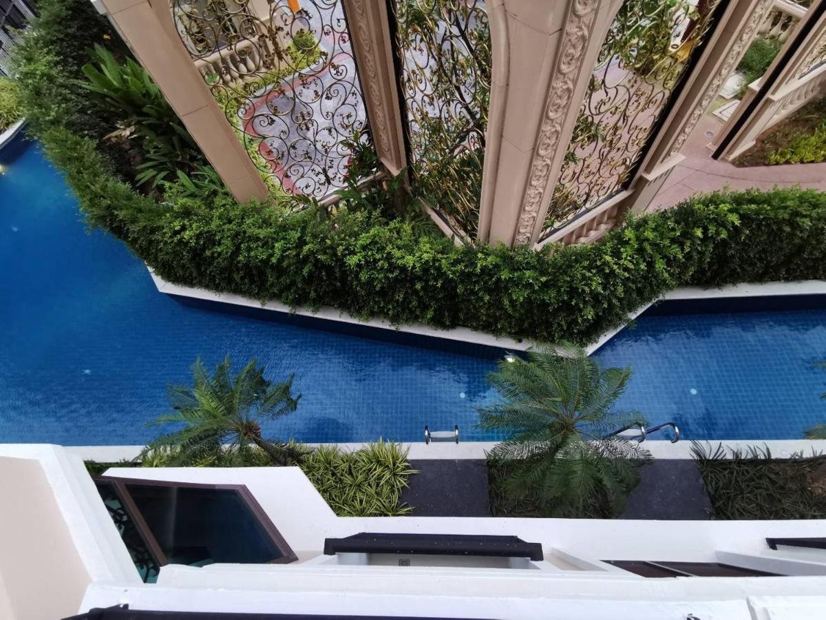 Espana Condo Resort Jomtien Beach Esterno foto