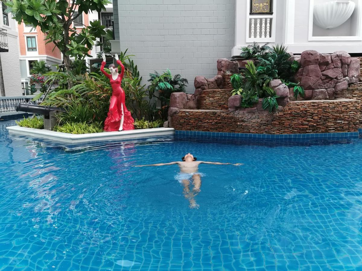Espana Condo Resort Jomtien Beach Esterno foto
